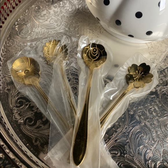 NEW Tea for Two Bone China Teapot black & white striped or polka dot holiday - Picture 8 of 13